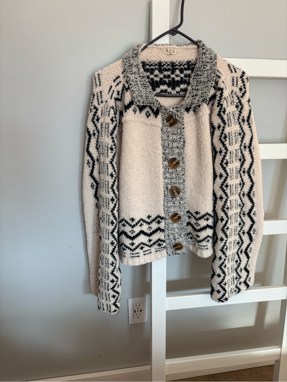POL Ivory and Black Patterned Button Cardigan